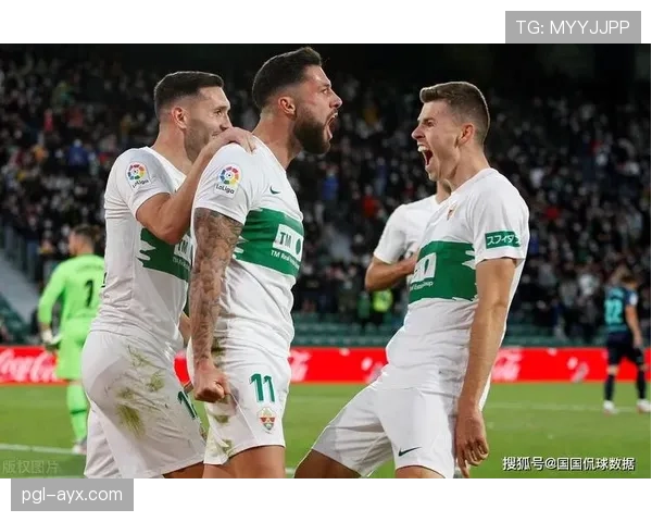 格拉纳达新帅携积极战术重塑球队信心，全力备战新赛季挑战