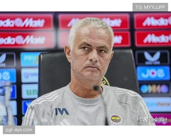 穆里尼奥战术核心解析：防守反击策略在比赛中的运用与胜利效果分析